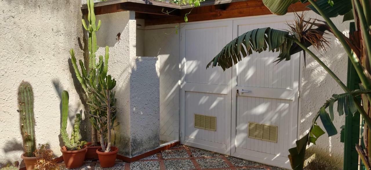 Villetta A Due Passi Dal Mare Palermo Exterior foto